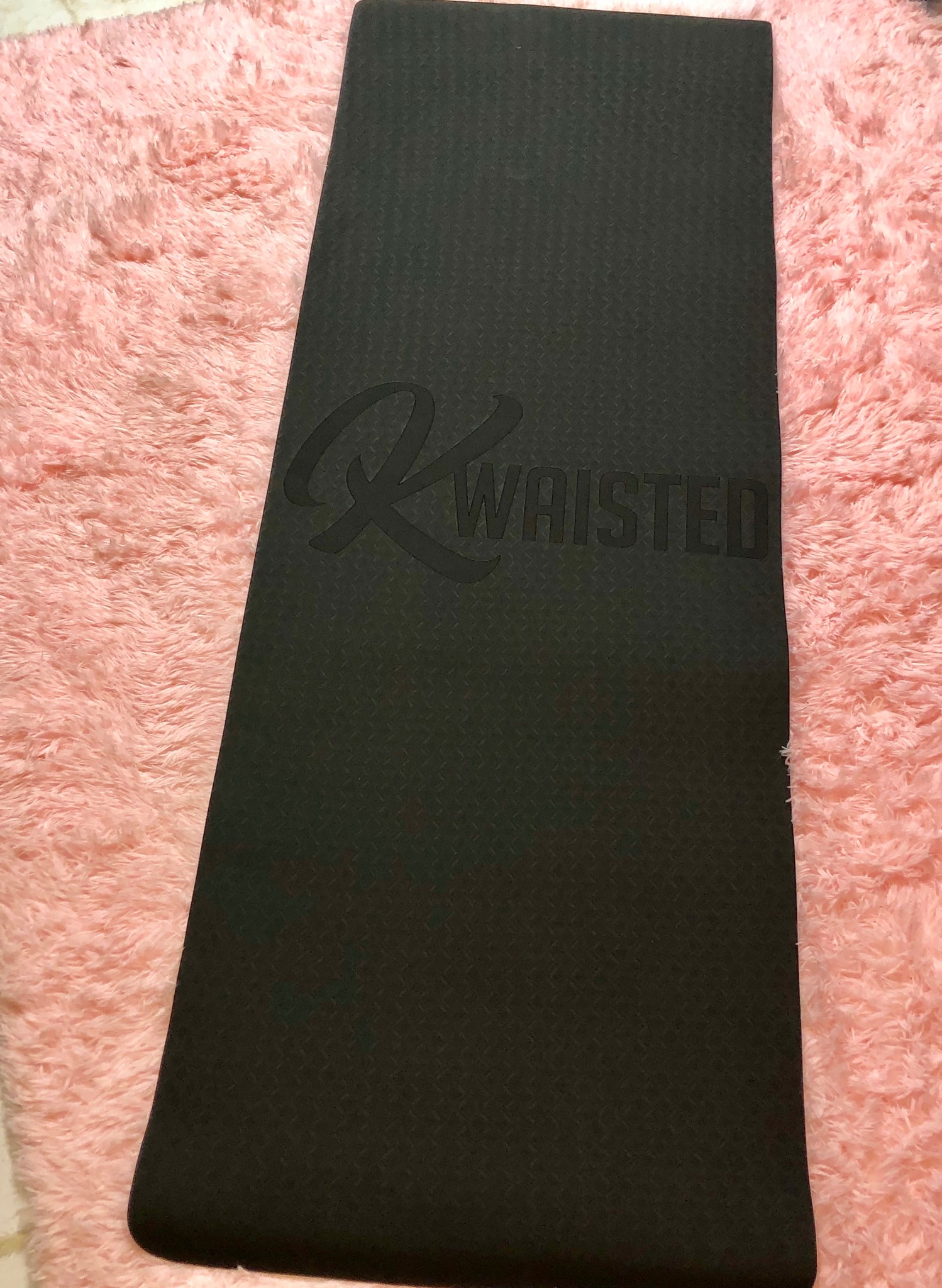 Black Kwaisted workout mat